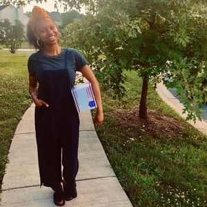 Meet your Posher, Sydni